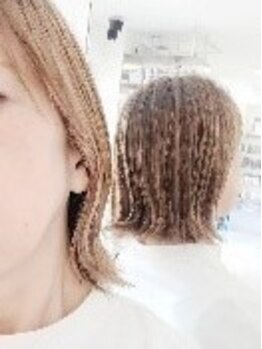 気になり始めの白髪もしっかりカバー♪艶やかで柔らかい印象に。大人女性の上質な仕上がりを実現★