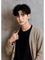 スズ(SUZU)&nbsp;【柔らかカールで魅せる好感ヘア×刈り上げセンターパート】