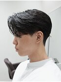 毛流れセンターパートニュアンスパーマカルマヘアメンズパーマ