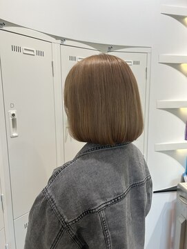 アーチバイケンジ(arch by kenje) ミルクティーベージュ《arch 平塚美容室》