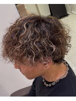 アッシュ 下丸子店(Ash)&nbsp;縦落ちツイストスパイラルパーマ × ハイライト