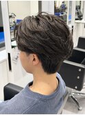 フェザーショートニュアンスパーマセンターパートツーブロック
