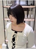 ライン感が可愛いミニボブ