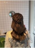 ふわふわハーフアップ