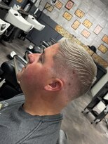 フランクスバーバーリベラルド 横浜(FRANK'S BARBER LIBERALD) メンズメンズカットブリーチパーマR