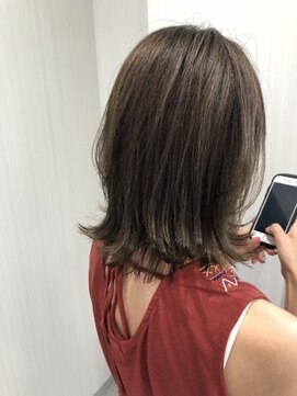 キャンバス バイ ネオリーブ 横浜西口(Canvas by neo.) 切りっぱなしロブ × 赤味完全除去!ミントアッシュ