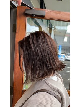 クルニエ(crenier) crenierで作る柔らかパッツンボブ●