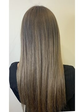 フリーダム(freedom) グレージュ