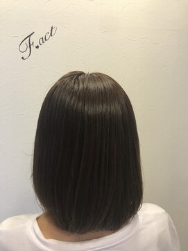 ファクト(F.act) 艶ボブ