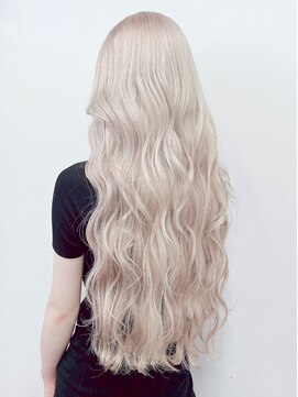 ベレーザシェルト(Beleza scelto) 1231外国人風カラー3Dハイライトバニラベージュふんわりカール