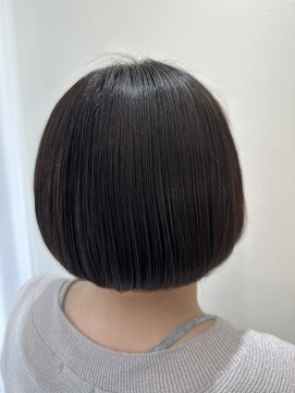 ラベスト バイ セロ 池袋メトロポリタン前(LOVEST by CERO) 艶髪ショートボブ