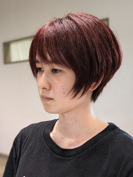 ケーオーエスビューティー(K O S beauty) ボルドーショート!