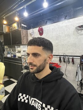 トライブ(TRIBE) ミドルフェード　メンズカット