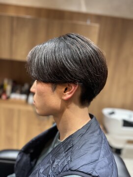 フー 北浦和(Huu) men'ssalonHuuスタイルセンターパートスタイル