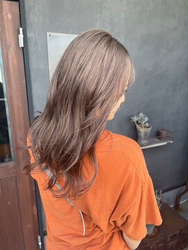 トーン(tone) 大人ベージュ|レイヤースタイル/ブラウンベージュ/20代/30代