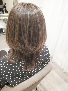 ロアールメイ(LOAOL mei) ボブレイヤー/ハイライト/くびれ/韓国風