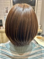 カミケンガレリア(kamiken. galleria)&nbsp;大人の美髪縮毛矯正×うる艶ショートボブ【カミケンガレリア】