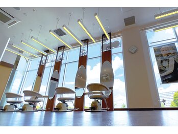 bon hair&make tonarie栂店