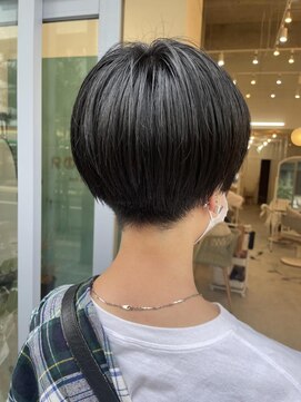 ロミー 本厚木(ROMMY.) 刈り上げショート◎刈り上げマッシュショート◎刈り上げボブ黒髪
