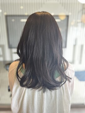 ジールヘアー(GIIL HAIR) ゆる巻きスタイル