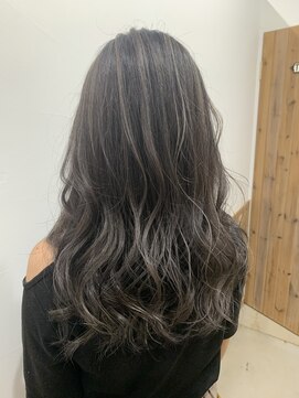 ノーム 横浜(NORM) ハイライトグレージュ