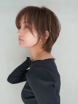 ギークス(GEEKS) 【GEEKS渋谷】小顔/ナチュラルショートウルフ/グレージュ/冬ヘア