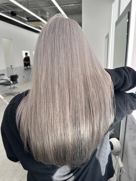 エゴル ナゴヤサカエ(ENGOL NAGOYA SAKAE) ホワイトシルバー