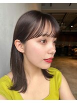 タス(tas) 外ハネミディアム 似合わせ顔周りカット顔まわりレイヤーカット