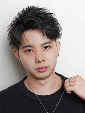 ミヤビ(MIYAVI) エアリーアップバングショート