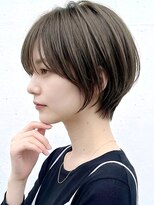 ウィールール 栄町店(WE RULE)&nbsp;レイヤーショートボブ小顔外ハネスタイルグレージュ