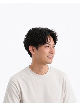 エイトオー(8o) センターパート ミディアムレングス