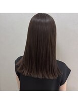 アンドワン 自由が丘(＆ONE)&nbsp;【&ONE 自由が丘】切りっぱなしミディアム×くすみブラウン