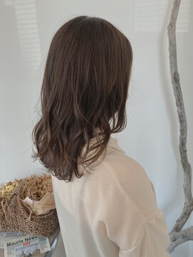 オーシー 四ツ井店(O'sea) グレージュカラー