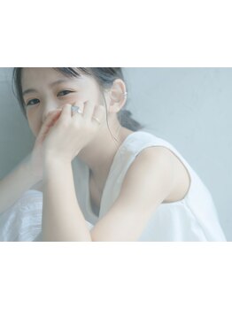 -あなただけのおしゃれなヘアアレンジを-普段とは違う、新たな自分に出会えますように。