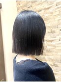切りっぱなしボブ/ブラックグレー/タッセルボブ/ミニボブ/暗髪