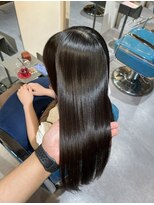 リラエ(Lyrae)&nbsp;縮毛矯正/髪質改善/美髪カラー/トリートメント【大阪/西梅田】