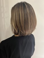 プラスシー(+C)&nbsp;40代/50代におすすめ白髪もぼかせる地毛ハイライト/白髪ぼかし