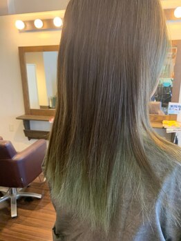 あなたの理想を叶えるインナーカラーやウィービングメッシュなどをご提案♪魅力を最大限に引き出すカラー！