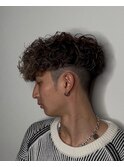 スペインカール　ツイストスパイラル眉カットメンズパーマ