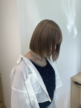 ファースト 仙台店(first) ブリーチありのミルクティーベージュで透明感たっぷり