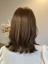 リポゾ(Riposo.) ブリーチなし・明るめラベンダーベージュ・くびれミディアム