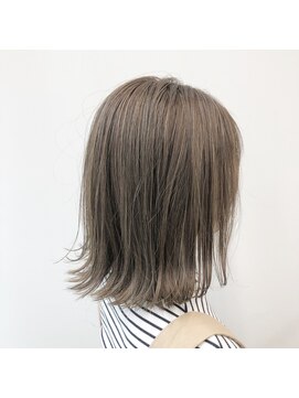 アライブ キチジョウジ(ALIVE Kichijoji) 【ALIVE吉祥寺】ミルクティーカラーグレージュハイライトカラー