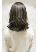 ふんわりカールの伸ばしかけ外ハネスタイル