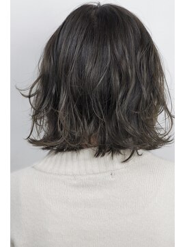スパ ヘアーデザイン(SPA hair design) ダークグレーの軽ボブ