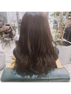 ミューズジャルダン(MUSE jardin) ダークグレージュ×セミロング