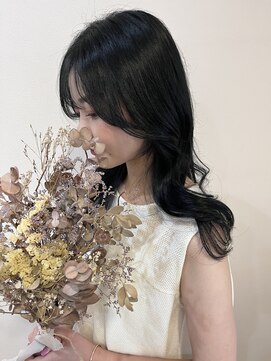 シェノン 西梅田(CHAINON) グレーベージュ/レイヤーロング/黒髪/オリーブベージュ