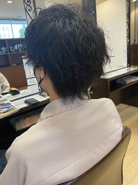 アッシュ アーティスティック スタジオ オブ ヘア(Ash artistic studio of hair) メンズツイストスパイラルパーマ