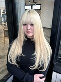 ホワイトブロンド 抜きっぱなし金髪 ブリーチ2回以上