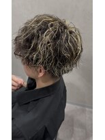 エース(ace)&nbsp;ツイストパーマ×ハイライトデザイン