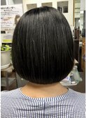ショートボブ